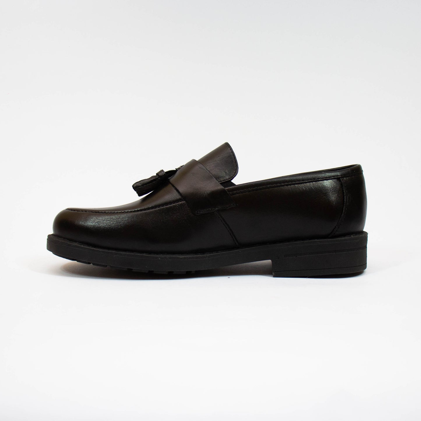 MOCASSIN POMPON CUIR NOIR