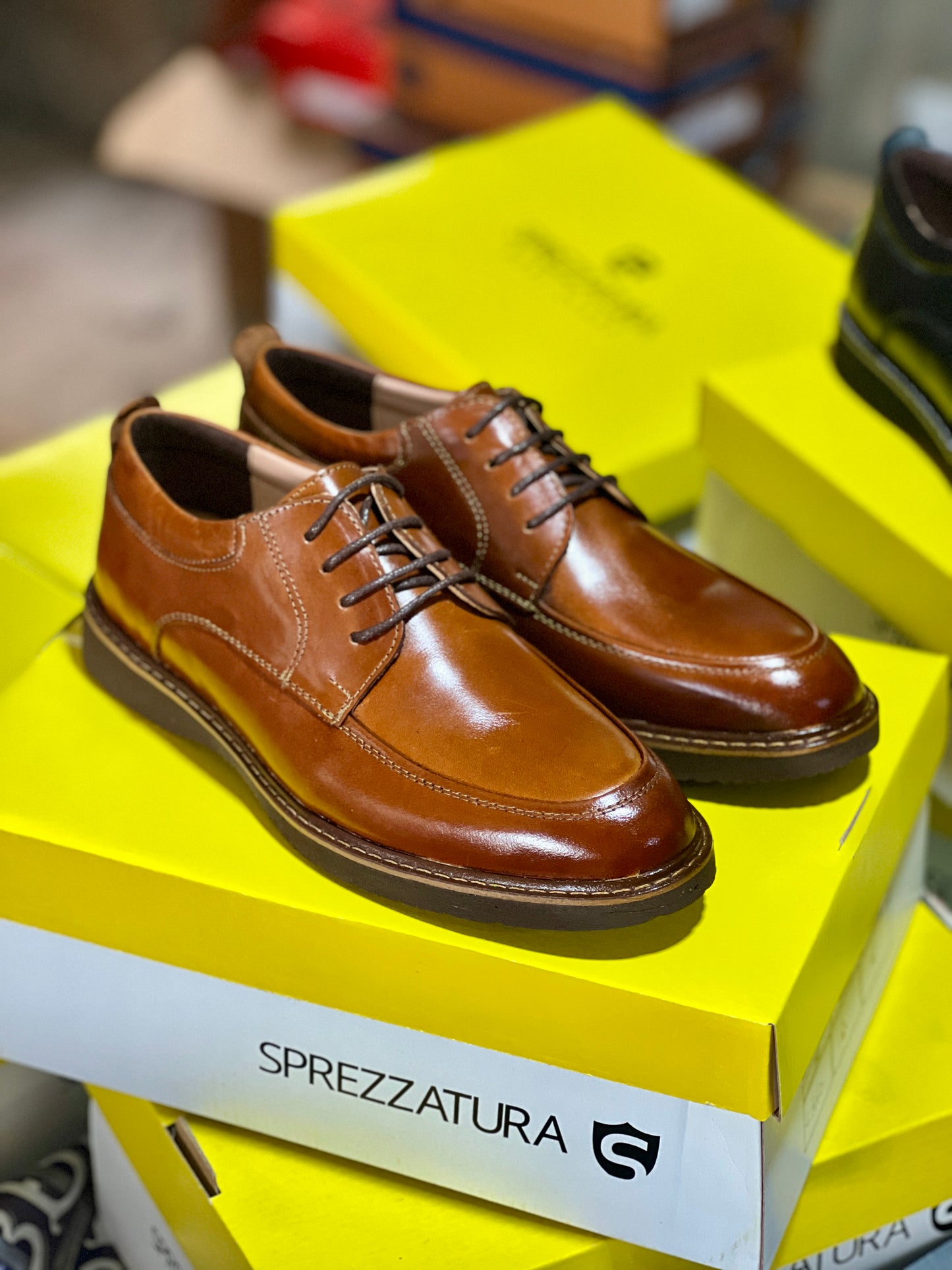 Chaussure Eleganza en cuir Tabac