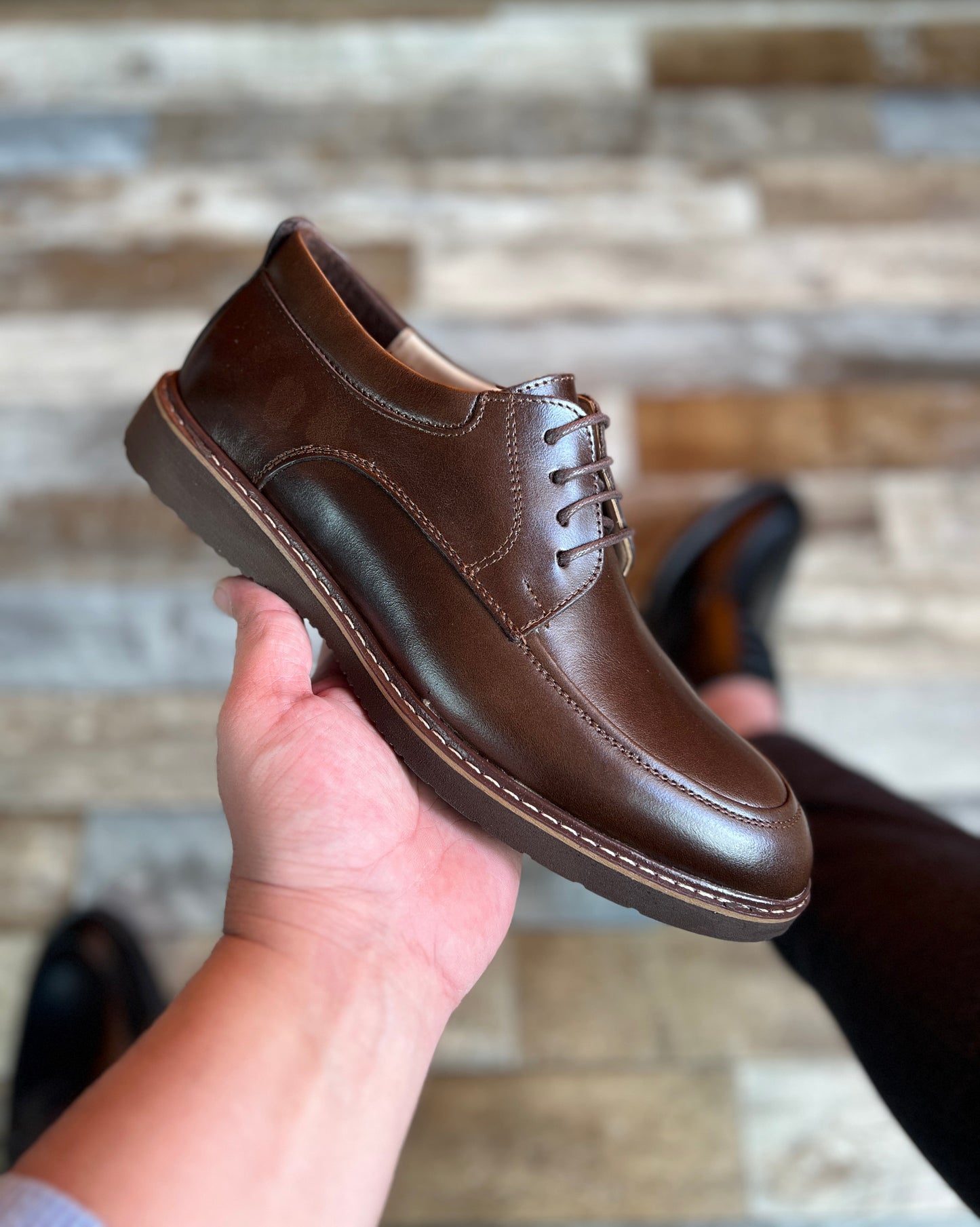 Chaussure Eleganza en cuir Marron