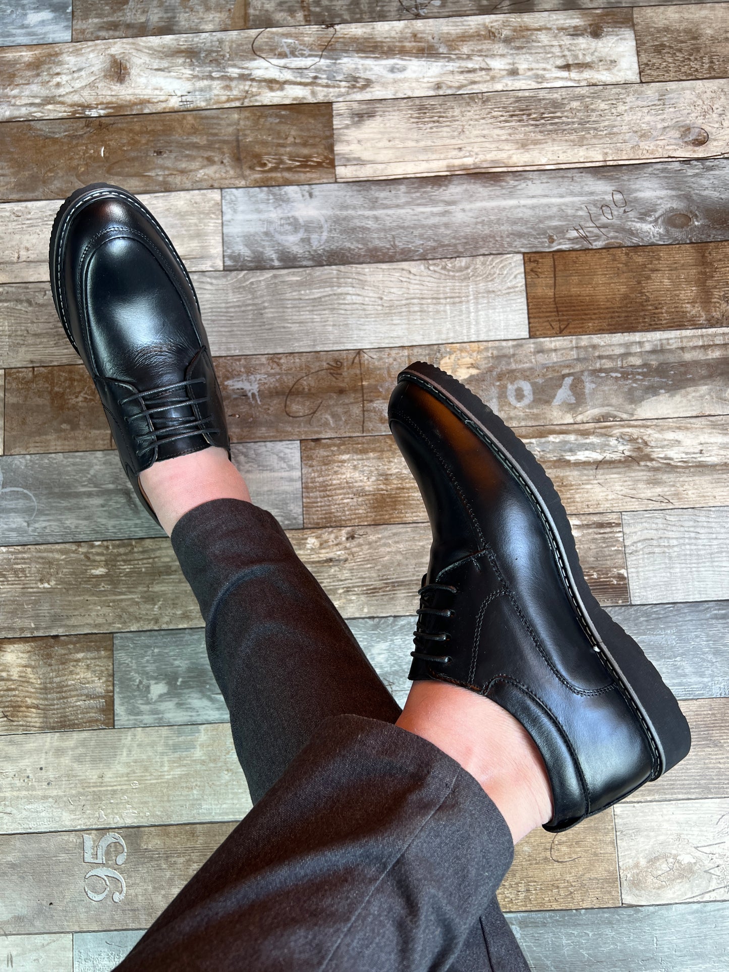 Chaussure Eleganza en cuir Noir